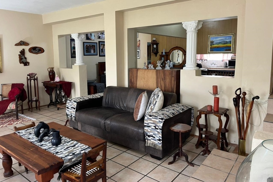 3 Bedroom Property for Sale in Gouritsmond Western Cape